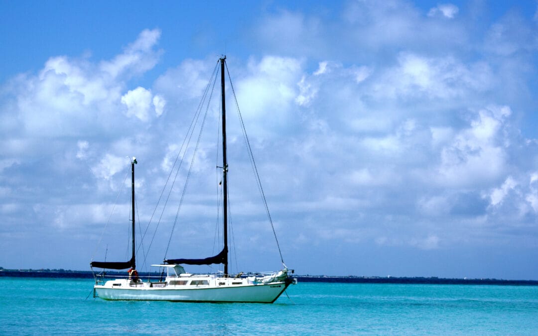 Exploring Bahamas from Fort Lauderdale by Yacht